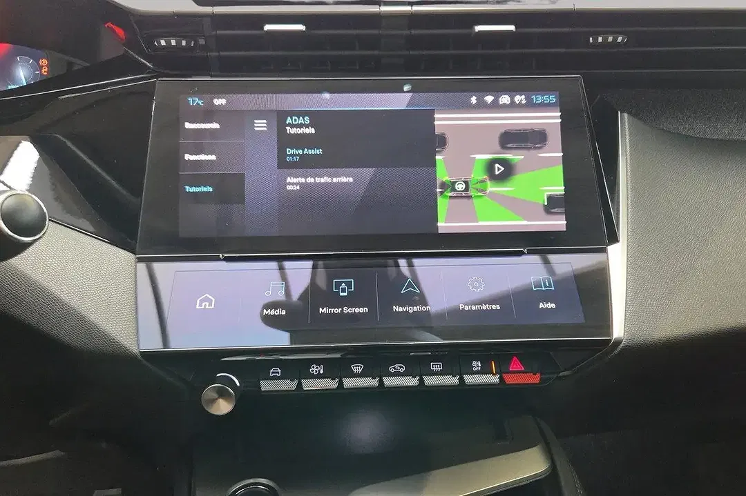 Peugeot 408 - Thumbnail 32