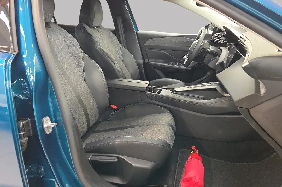 Peugeot 408 - Thumbnail 7