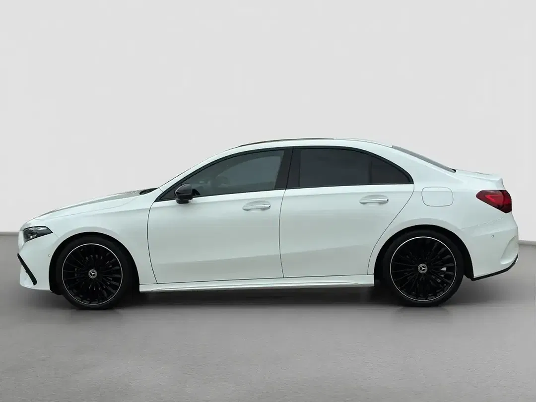 Mercedes-Benz A 200 - Thumbnail 3