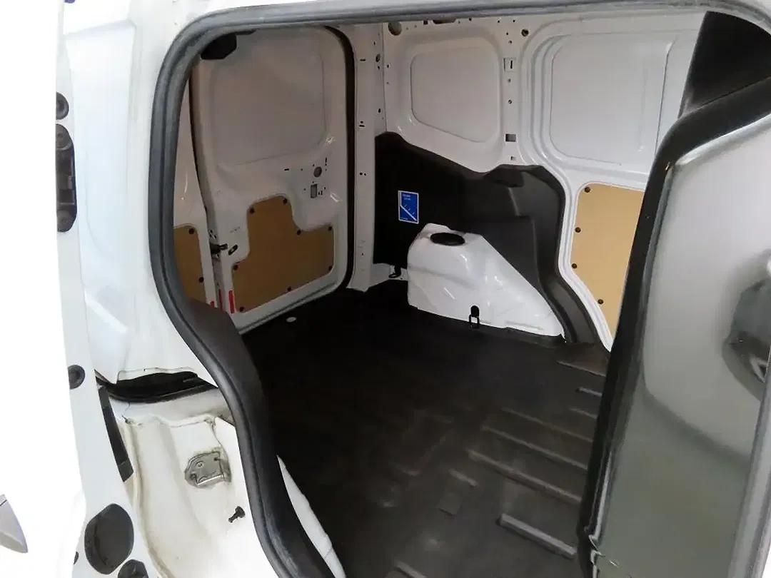 Ford Transit Courier - Thumbnail 10