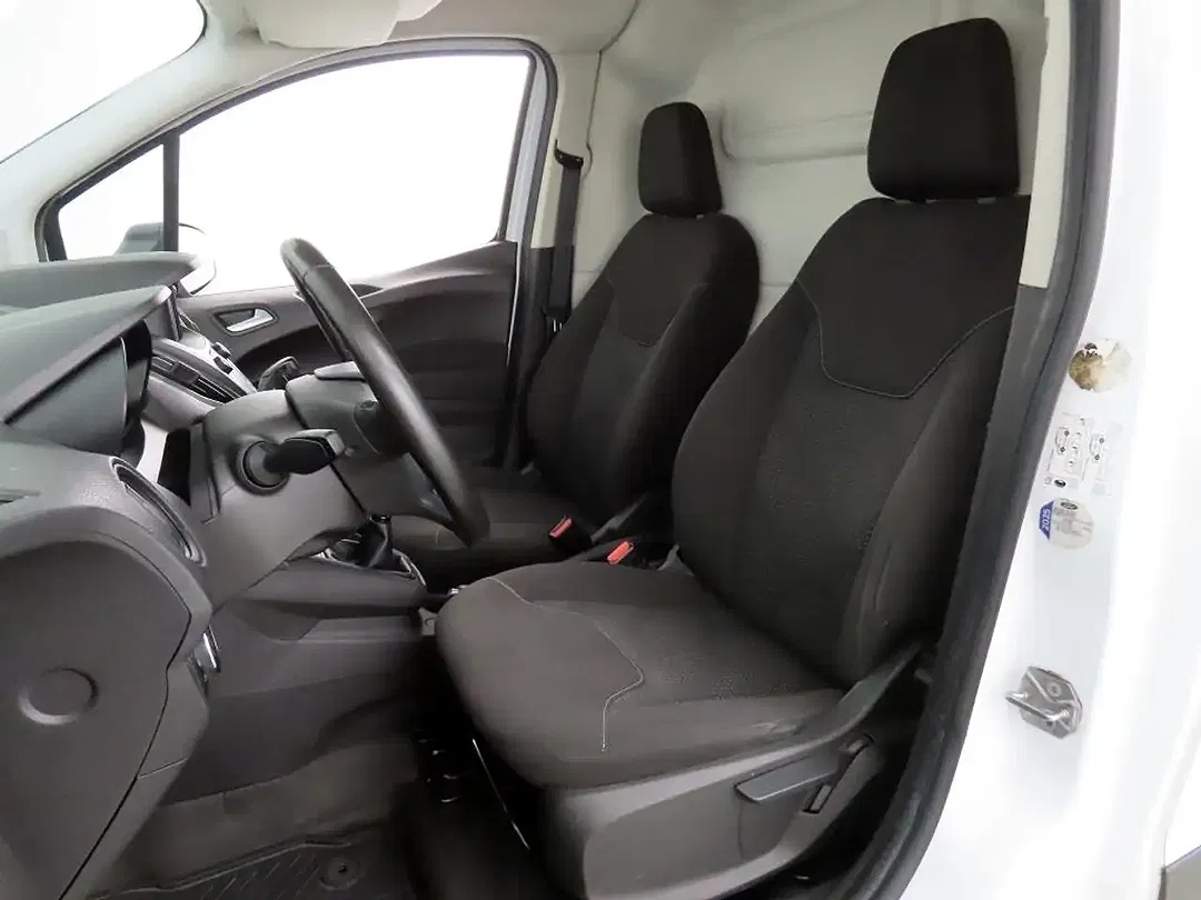 Ford Transit Courier - Thumbnail 11