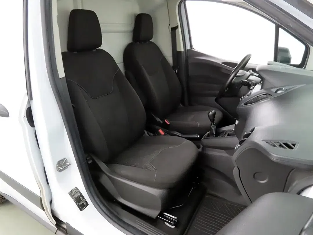 Ford Transit Courier - Thumbnail 12