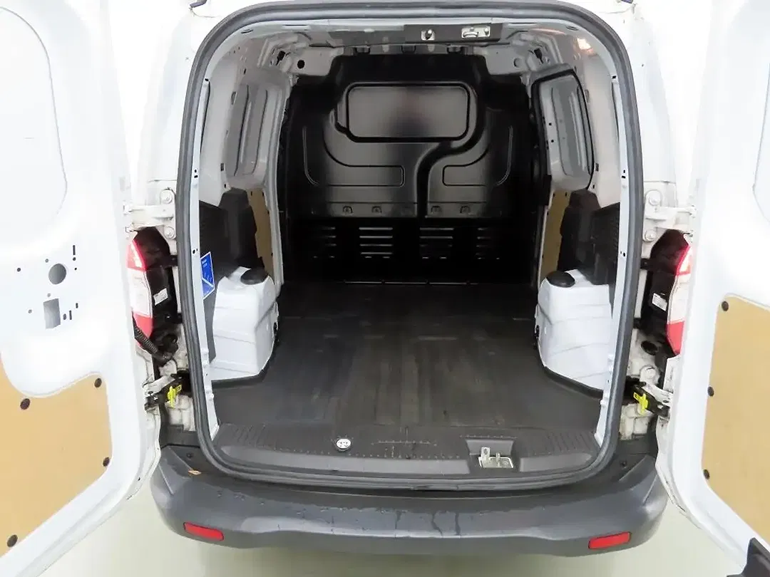 Ford Transit Courier - Thumbnail 7