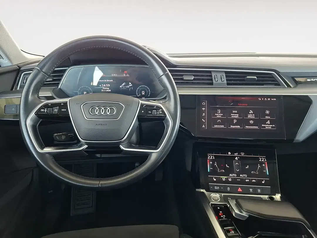 Audi e-tron - Thumbnail 11