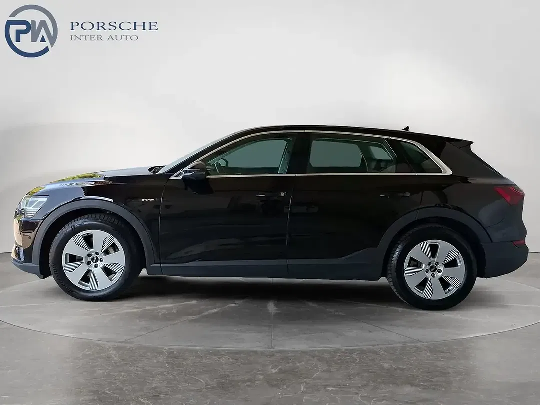 Audi e-tron - Thumbnail 2