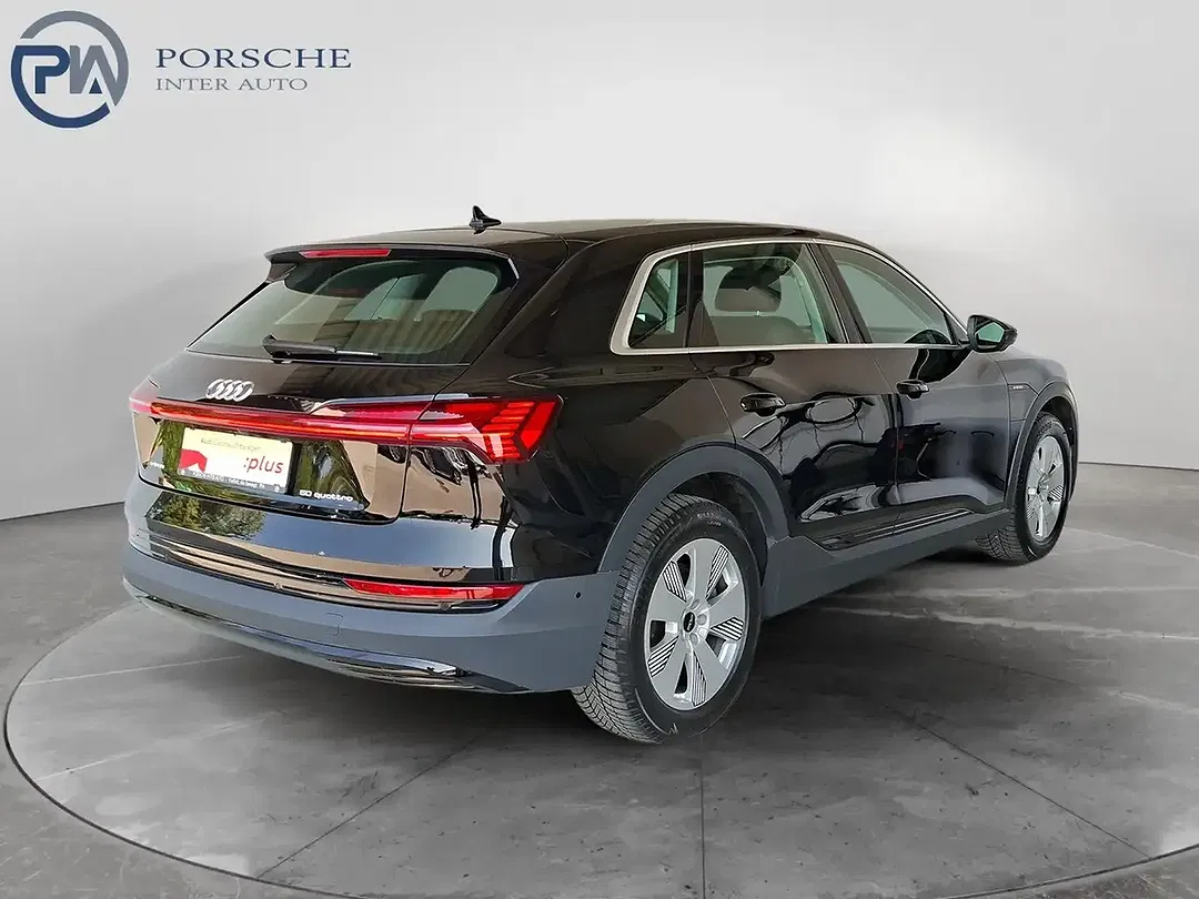 Audi e-tron - Thumbnail 5