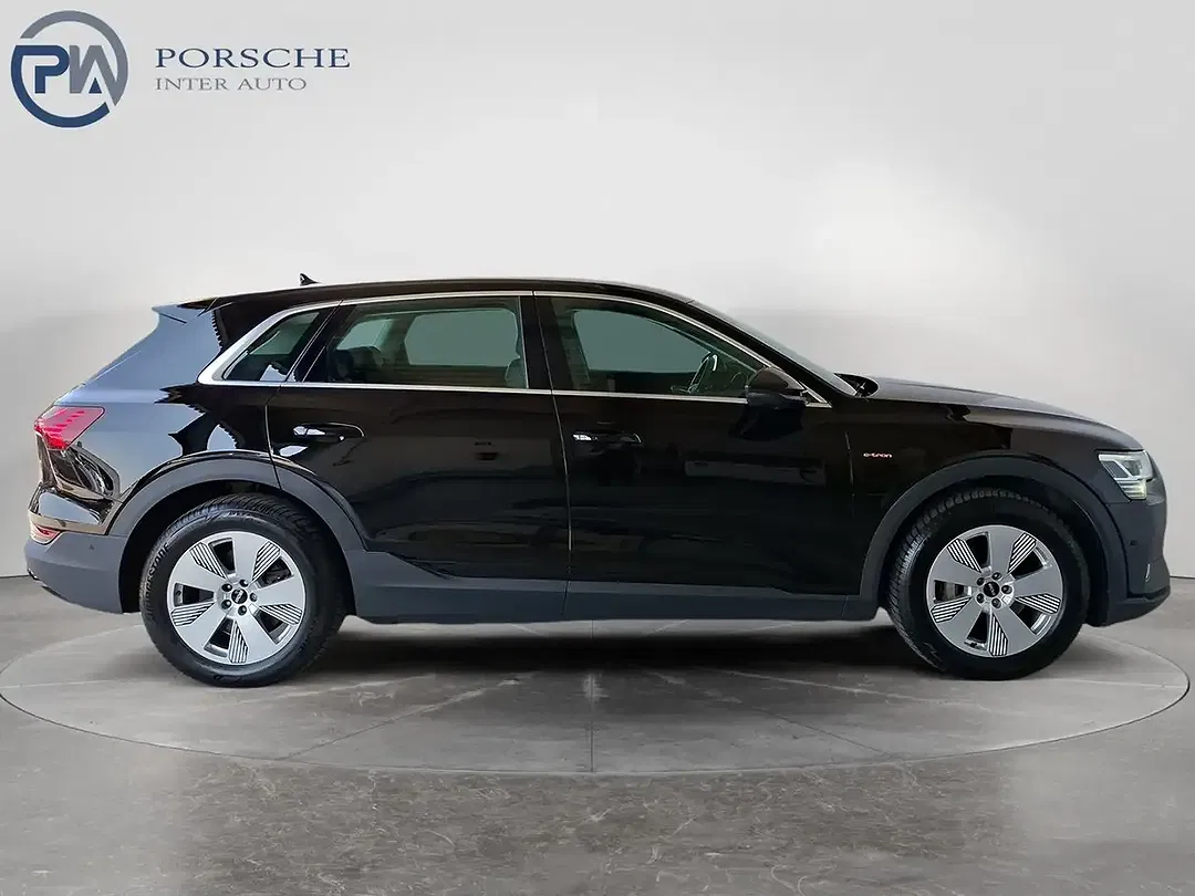 Audi e-tron - Thumbnail 6