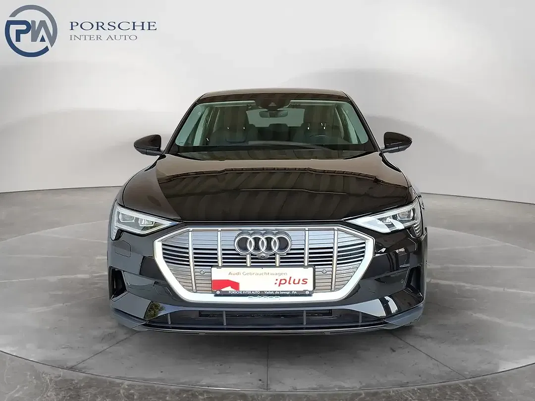 Audi e-tron - Thumbnail 8