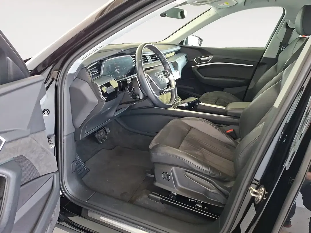Audi e-tron - Thumbnail 9