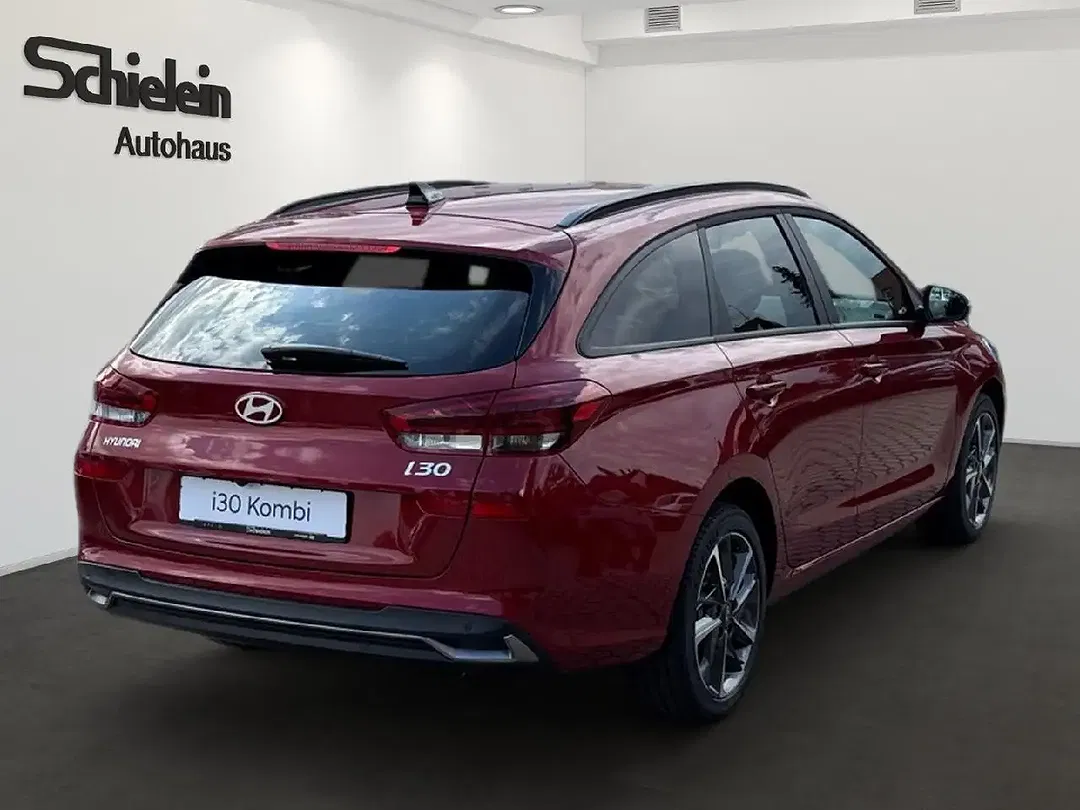 Hyundai i30 - Thumbnail 3