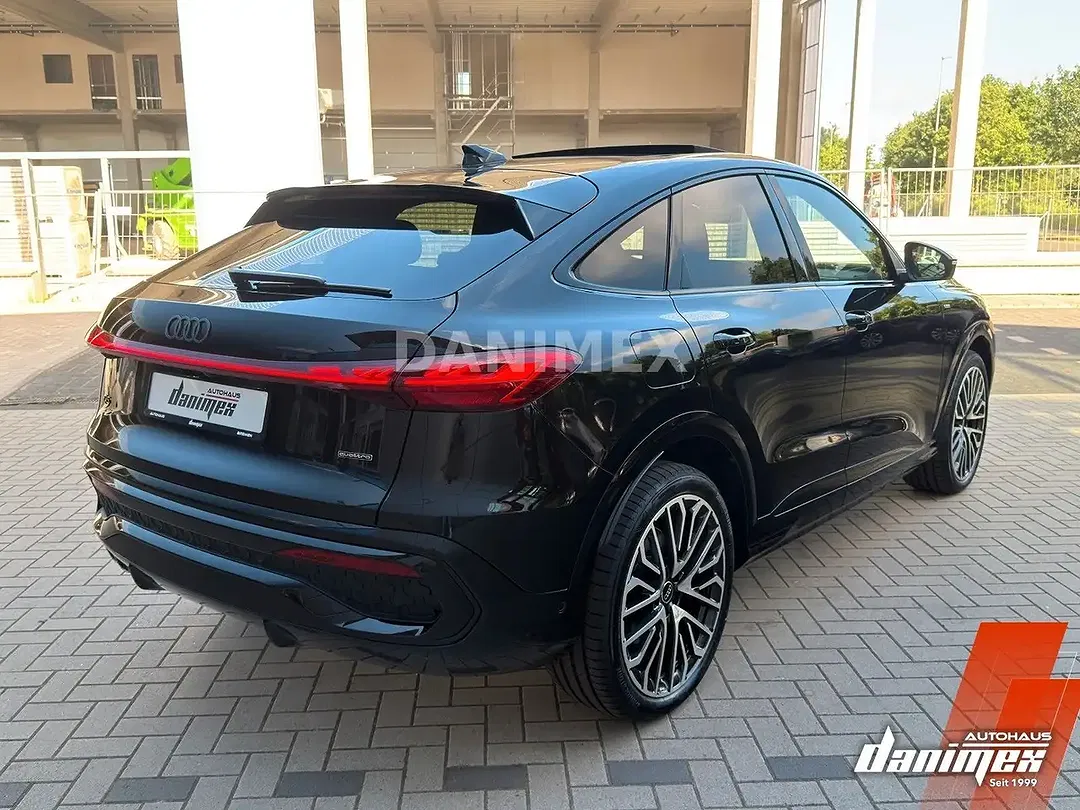 Audi Q5 - Thumbnail 6