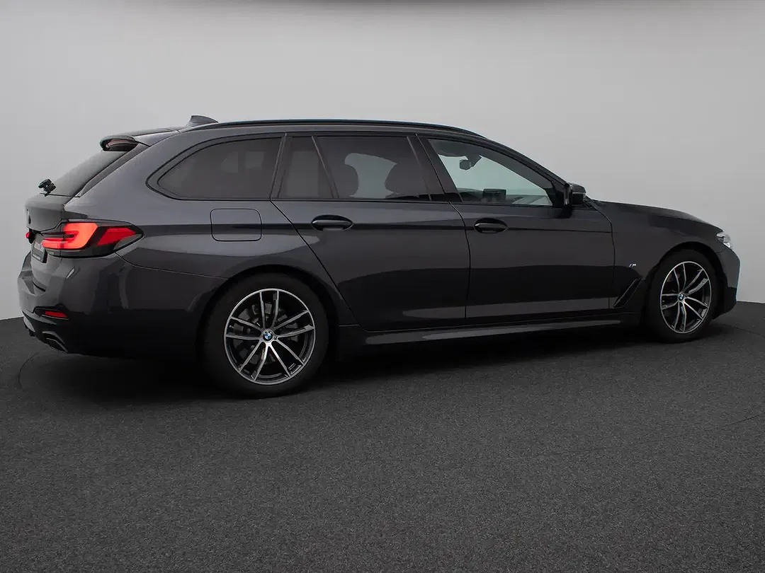 BMW 520 - Thumbnail 5
