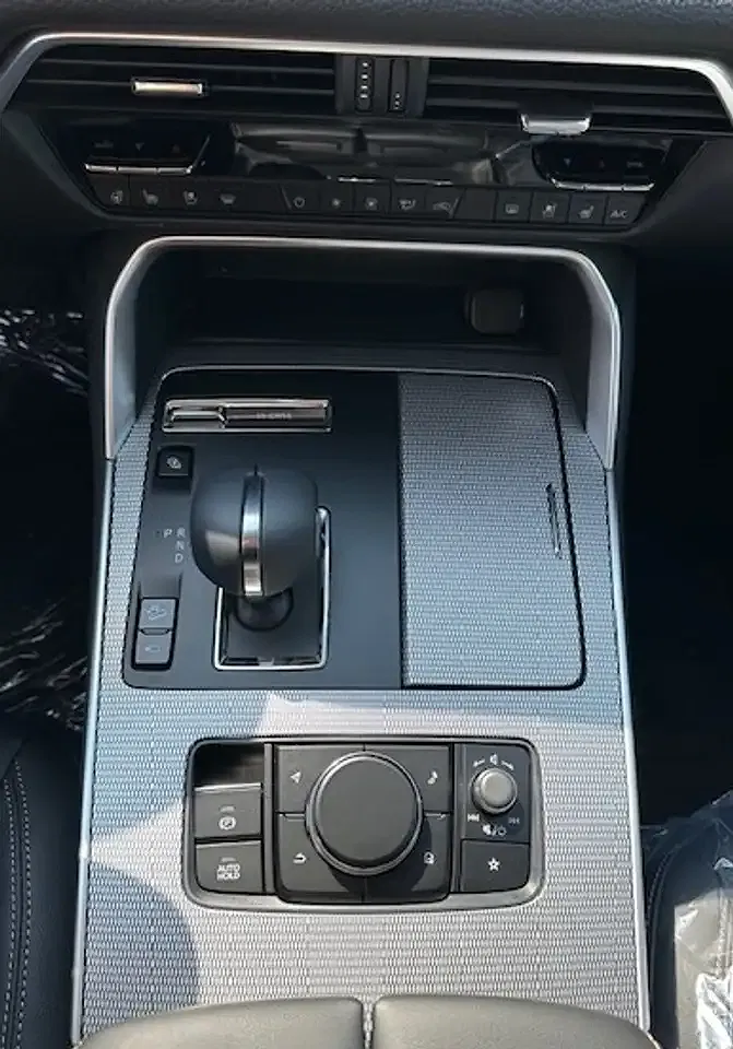 Mazda CX-60 - Thumbnail 9