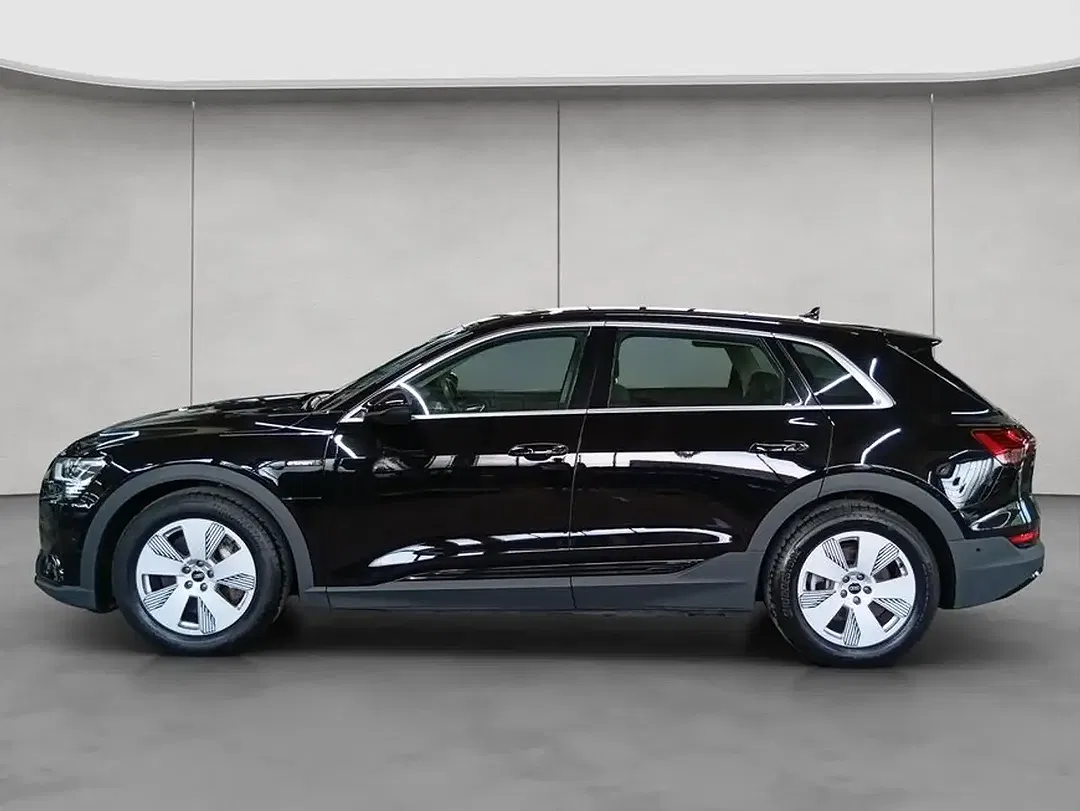 Audi e-tron - Thumbnail 2