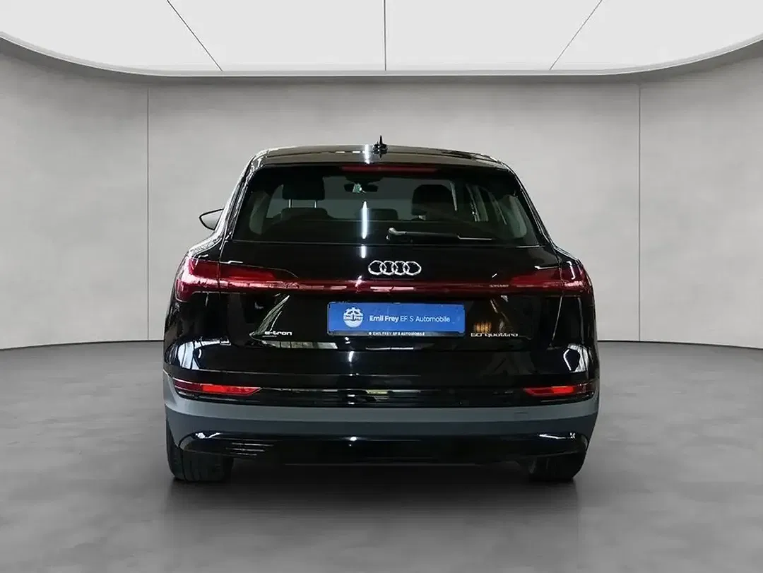 Audi e-tron - Thumbnail 5
