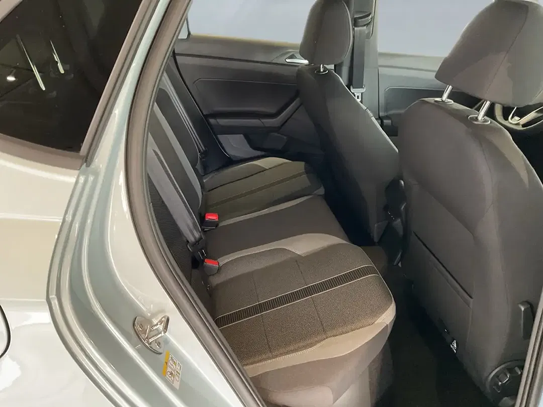 Volkswagen Polo - Thumbnail 11