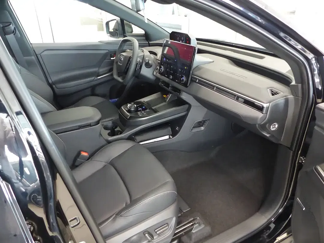Subaru Solterra - Thumbnail 9