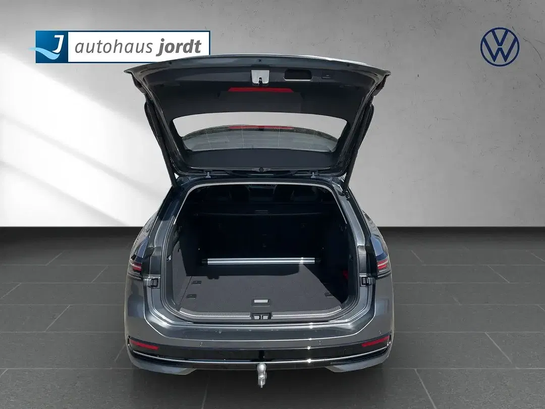 Volkswagen Passat Variant - Thumbnail 12
