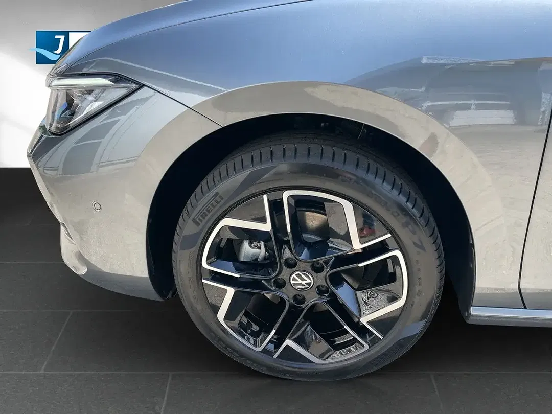 Volkswagen Passat Variant - Thumbnail 13