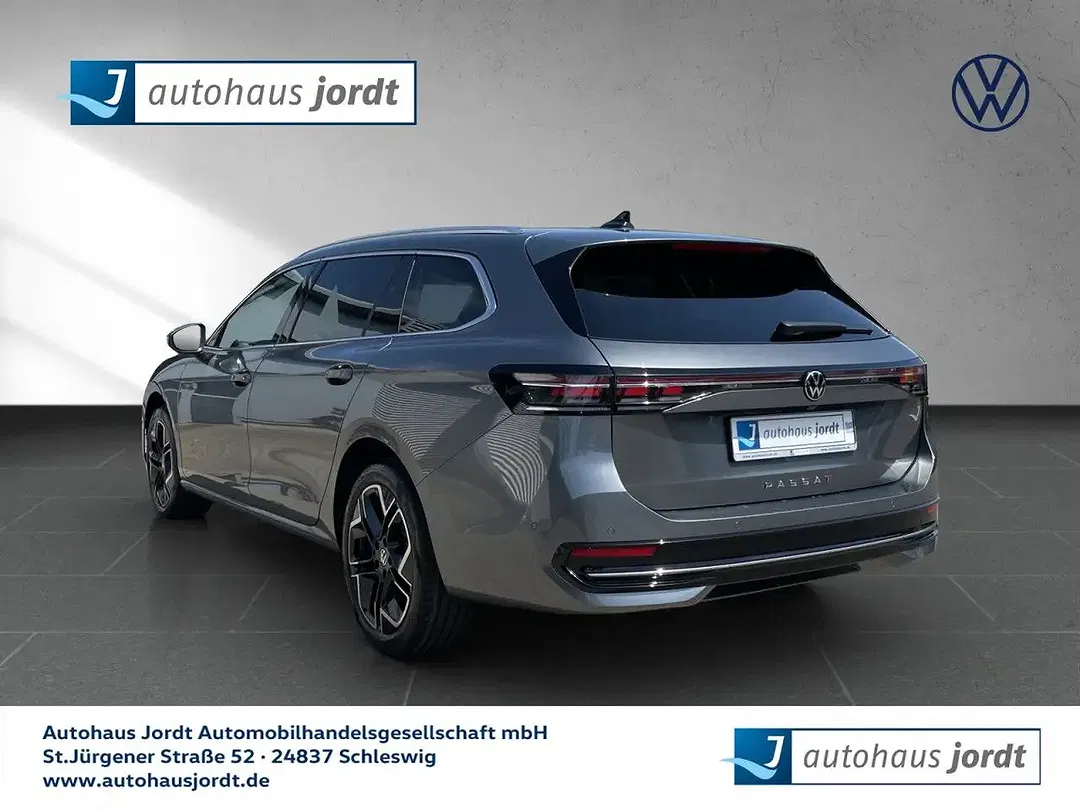 Volkswagen Passat Variant - Thumbnail 3