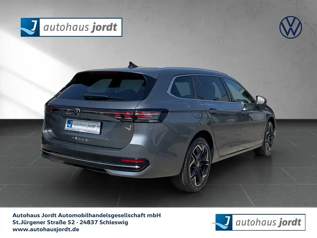 Volkswagen Passat Variant - Thumbnail 4