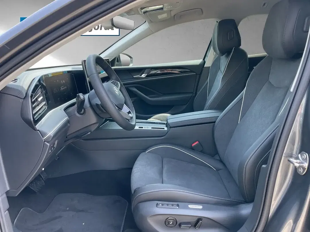 Volkswagen Passat Variant - Thumbnail 7