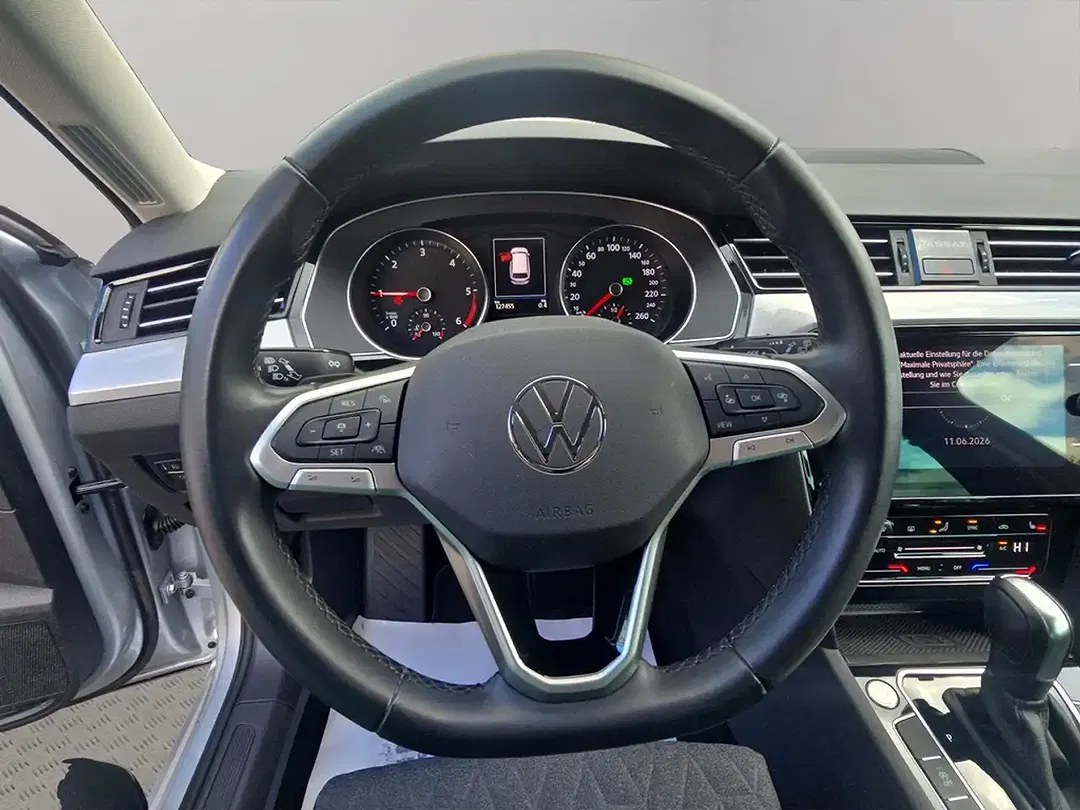 Volkswagen Passat Variant - Thumbnail 12