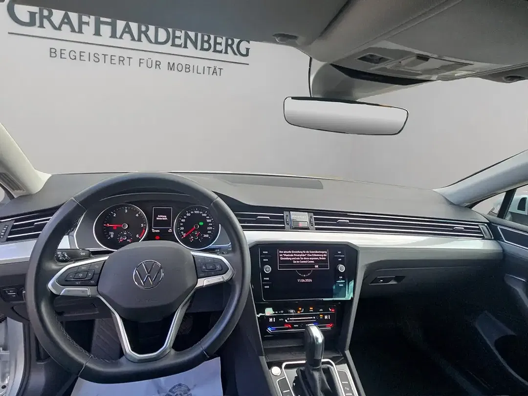 Volkswagen Passat Variant - Thumbnail 14