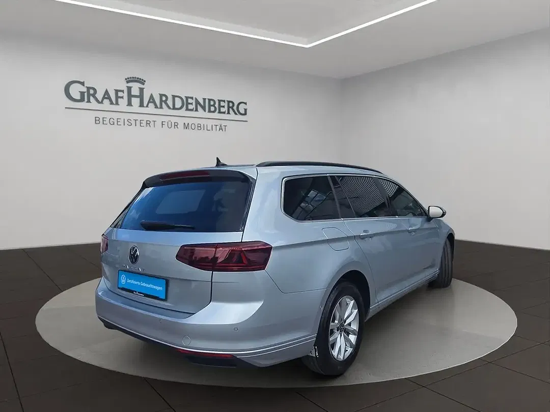 Volkswagen Passat Variant - Thumbnail 6