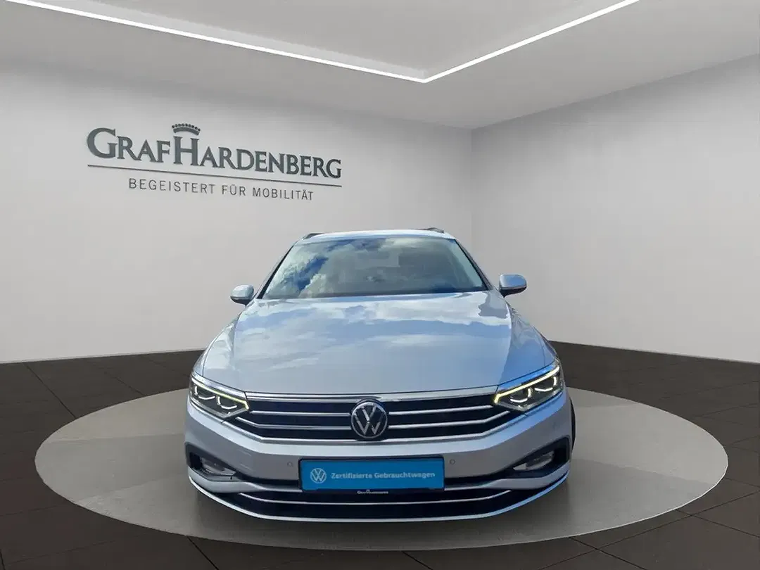 Volkswagen Passat Variant - Thumbnail 9