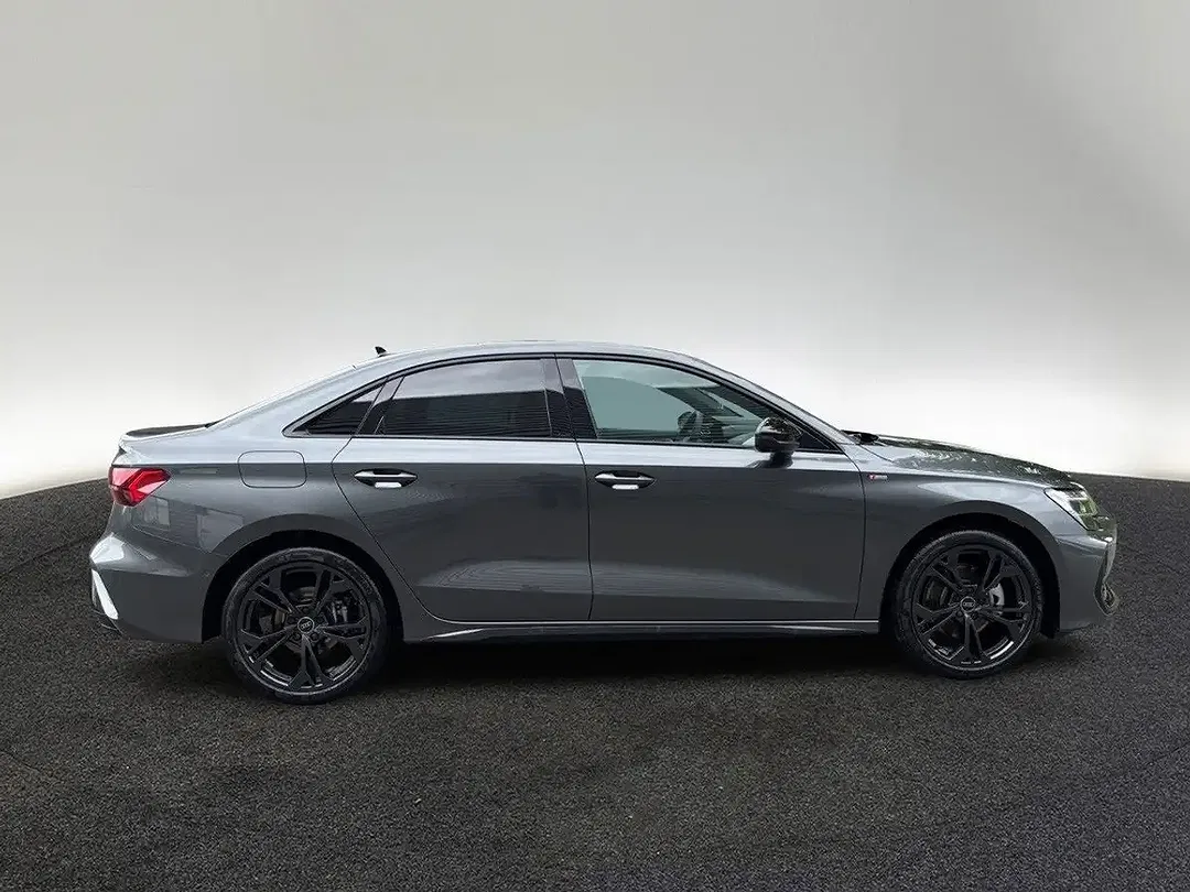 Audi A3 - Thumbnail 6