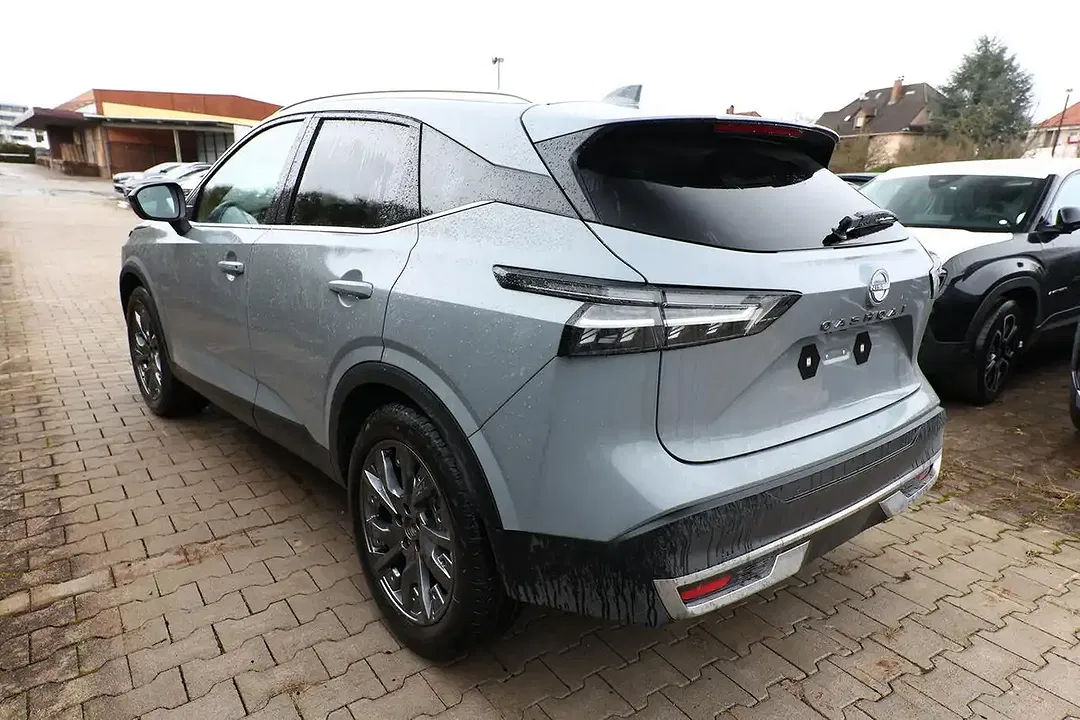 Nissan Qashqai - Thumbnail 4