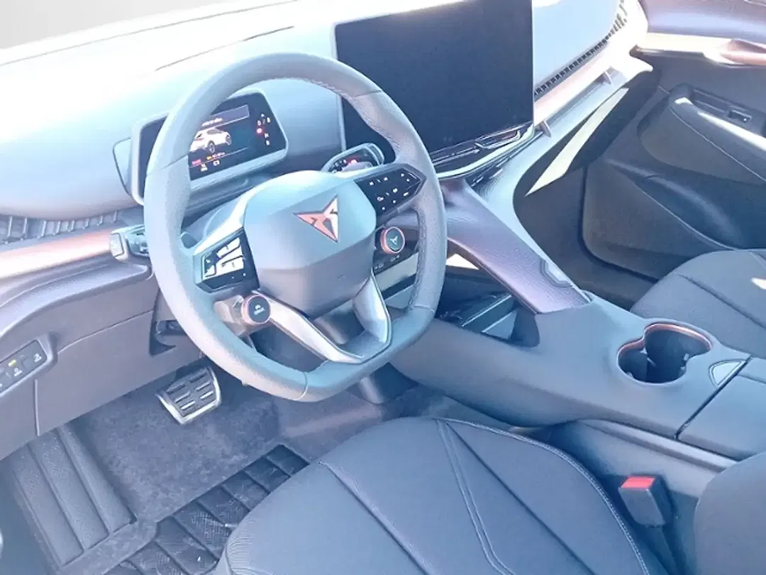 CUPRA Tavascan - Thumbnail 10