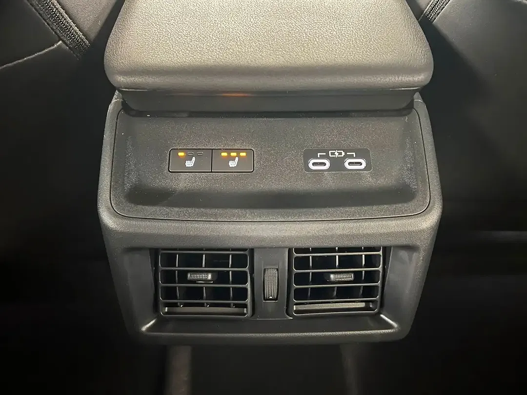 Subaru Solterra - Thumbnail 30