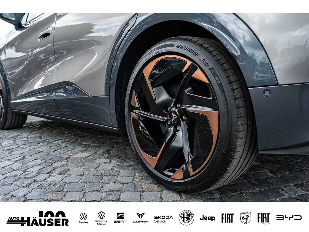 CUPRA Tavascan - Thumbnail 8