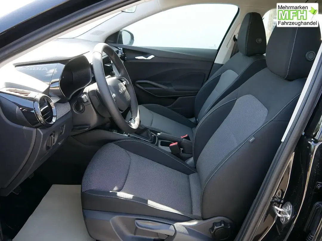 Skoda Fabia - Thumbnail 8