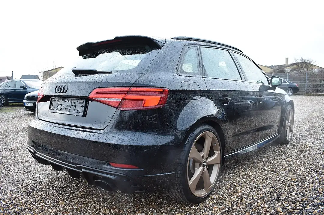 Audi RS3 - Thumbnail 2