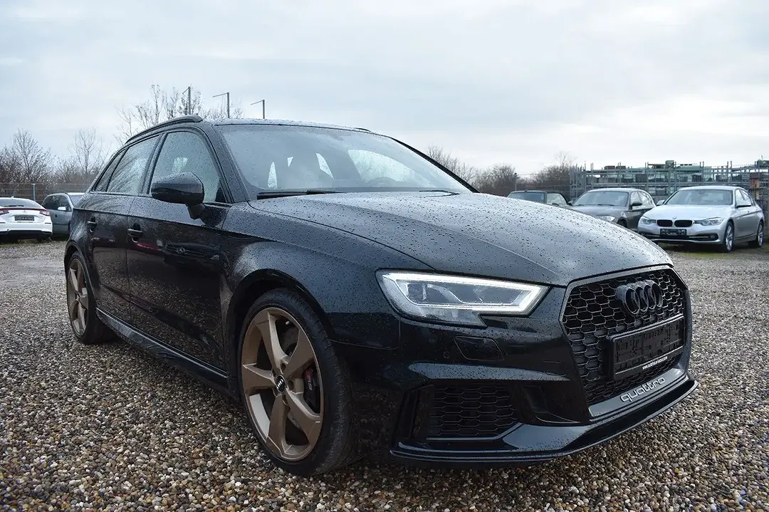 Audi RS3 - Thumbnail 3