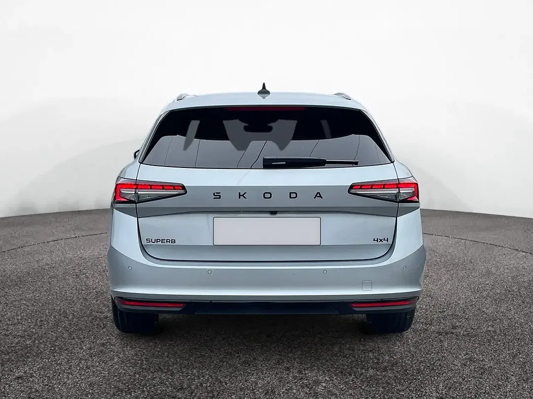 Skoda Superb - Thumbnail 5