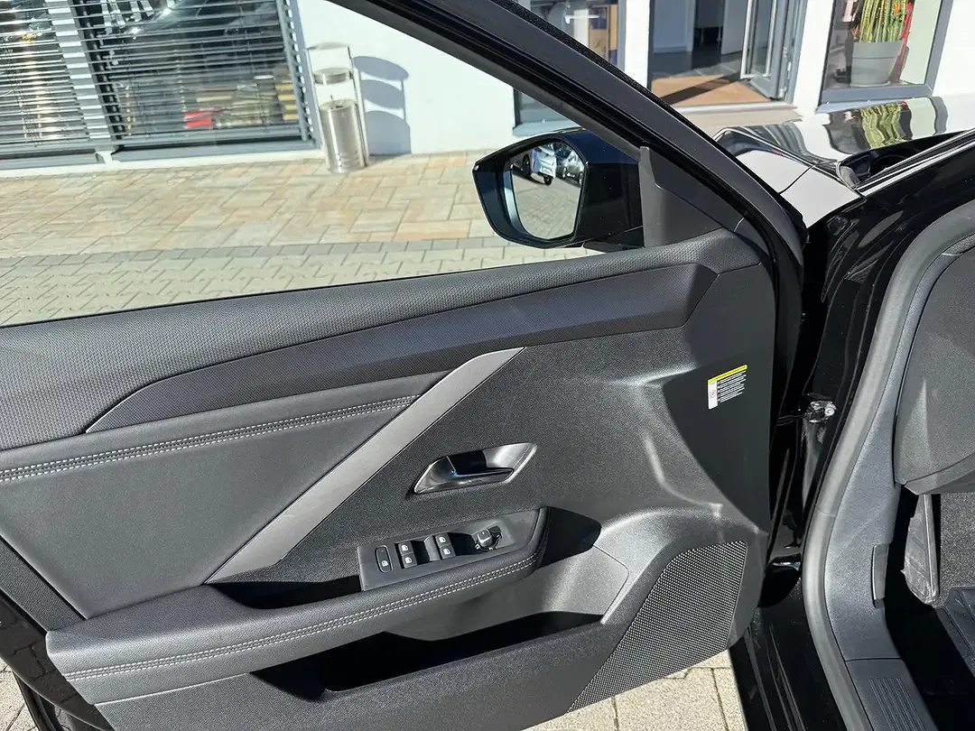 Opel Astra - Thumbnail 6