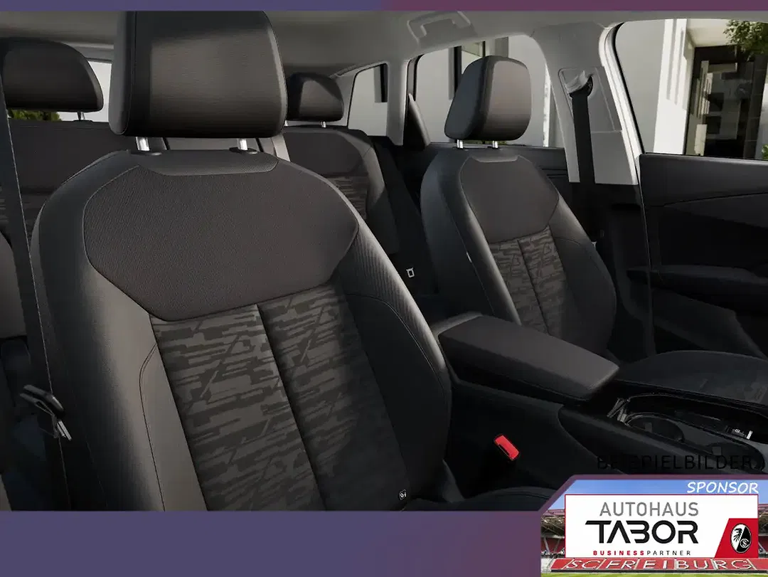 Audi Q3 - Thumbnail 5