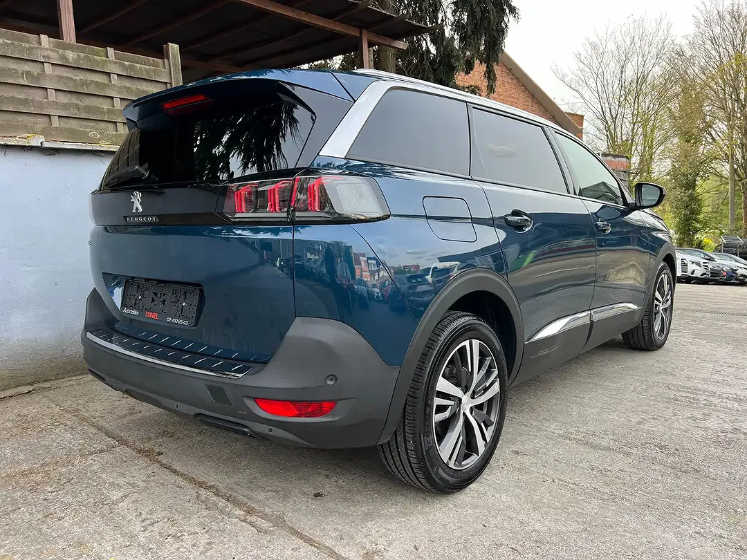 Peugeot 5008 - Thumbnail 6