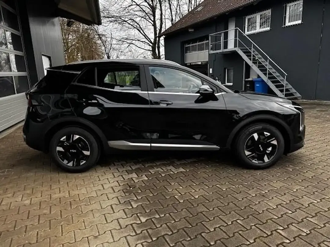 Kia Sportage - Thumbnail 3