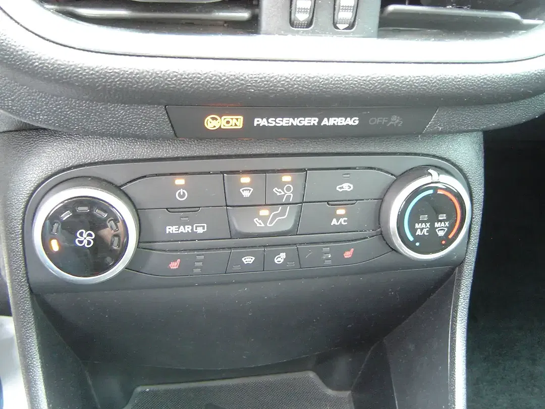 Ford Fiesta - Thumbnail 13