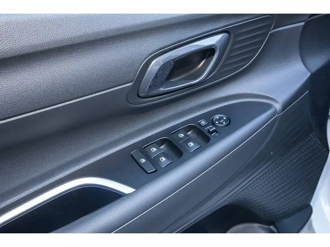 Hyundai i20 - Thumbnail 11