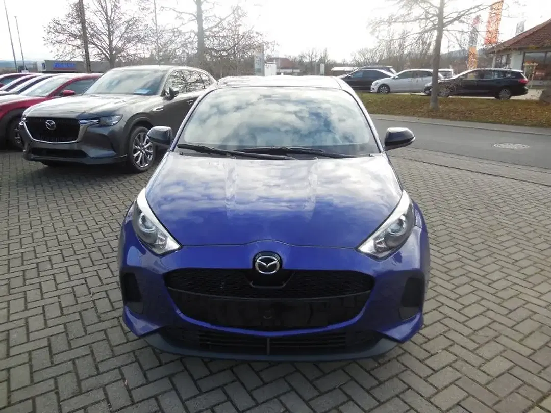 Mazda 2 - Thumbnail 2