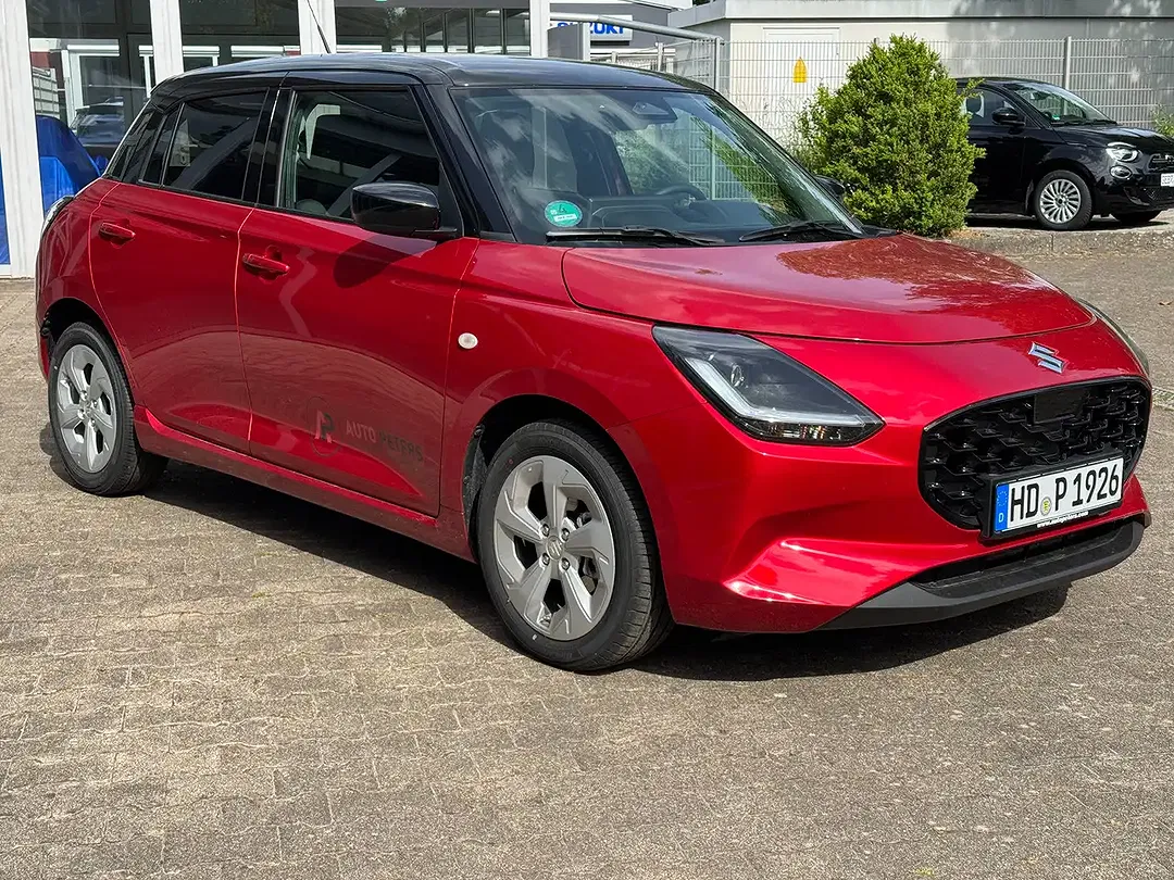 Suzuki Swift - Thumbnail 3
