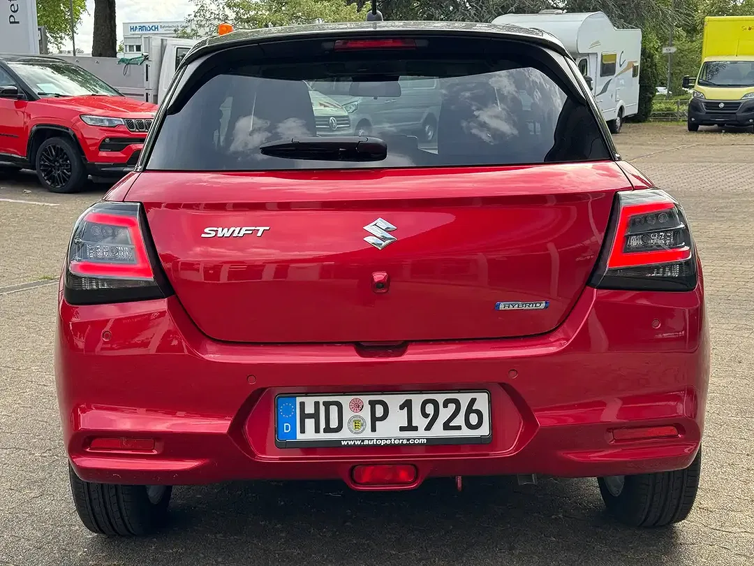 Suzuki Swift - Thumbnail 6