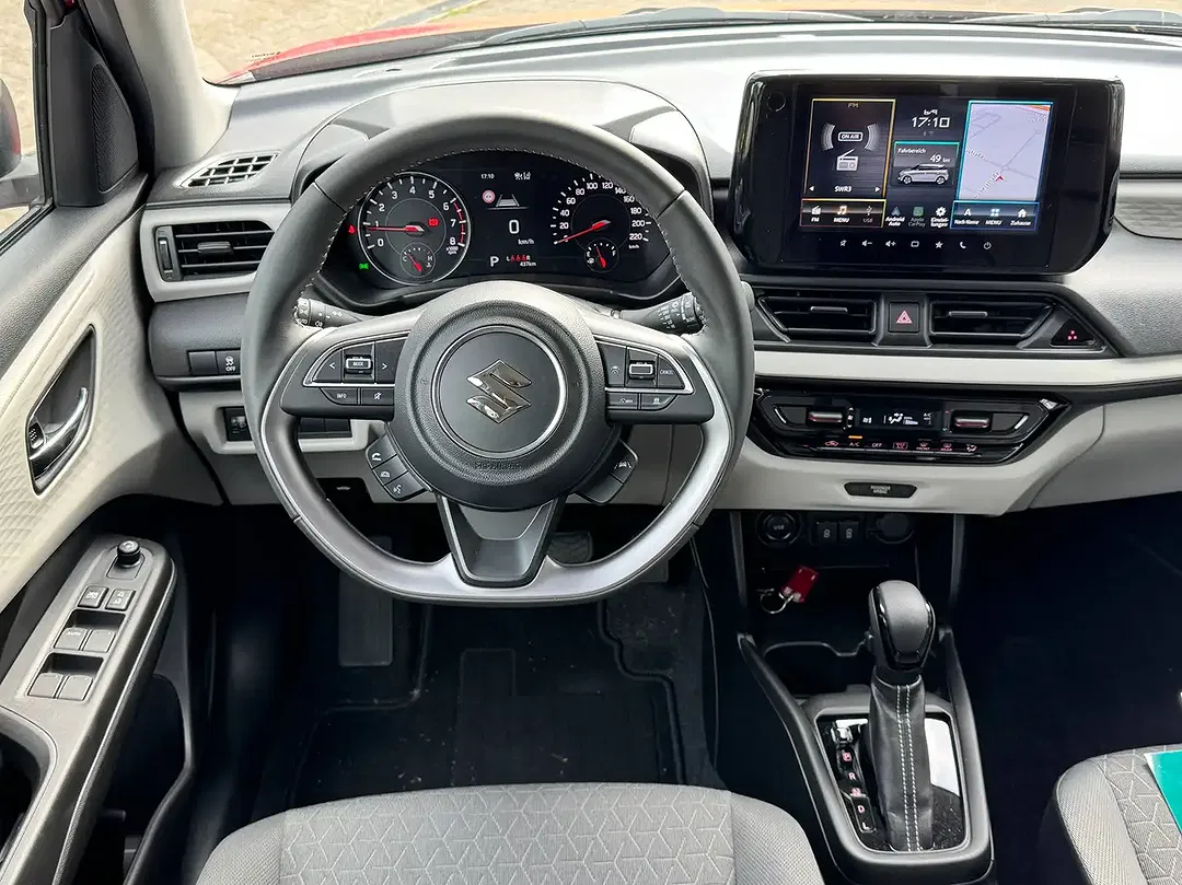 Suzuki Swift - Thumbnail 9
