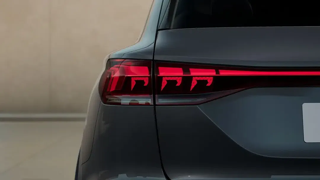 Audi Q6 e-tron - Thumbnail 11